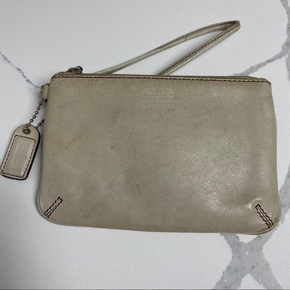 Coach Wristlet Cream - Picture 7 of 7